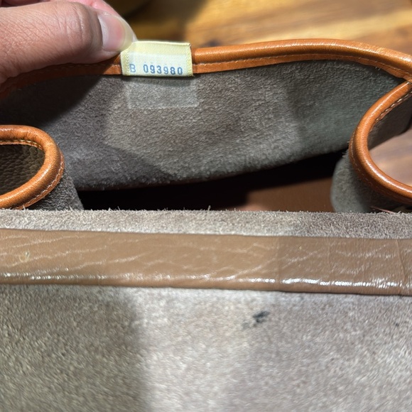 Dooney & Bourke Vintage Small Carpet Bag - Picture 15 of 15